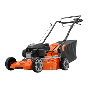 Máquina / Cortador de Grama a Gasolina Husqvarna com Tração, 4,4 HP, Diâmetro de Corte de 56cm, com Recolhedor - LC356VP